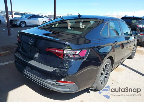 2023 Volkswagen Jetta 1.5T Sport z USA, uszkodzony, nr VIN 3VWBM7BU4PM014297